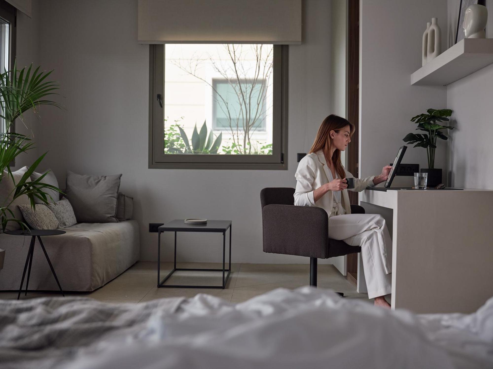 Bond Smart Living Suites Atena Exterior foto